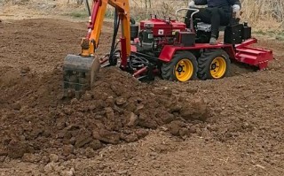 农用四轮车能装挖机吗？