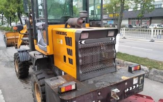 求购二手农用小铲车，哪里有？