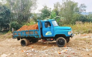 阳山二手四驱农用车多少钱能买？