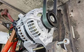 农用车发电机正负极怎么接？