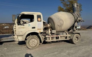 求租农用车拉混凝土，哪里能找到？