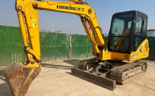 60的挖机怎么开