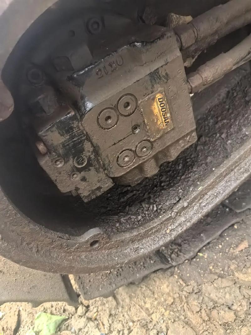 挖机怎么判断行走泵坏-第3张图片-宁夏农业信息网