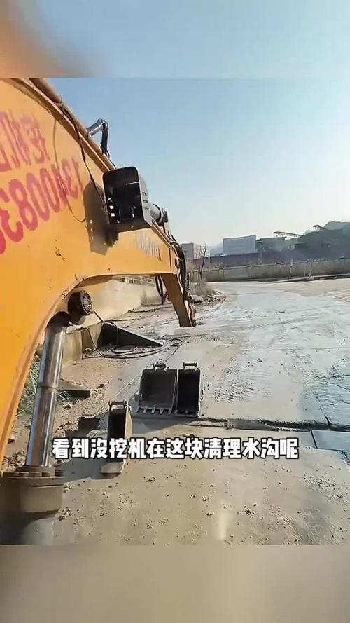 挖机挖沟边上怎么办-第1张图片-宁夏农业信息网