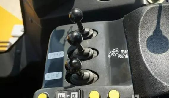 单臂铲车怎么开-第3张图片-宁夏农业信息网 单臂铲车怎么开-第3张图片-宁夏农业信息网