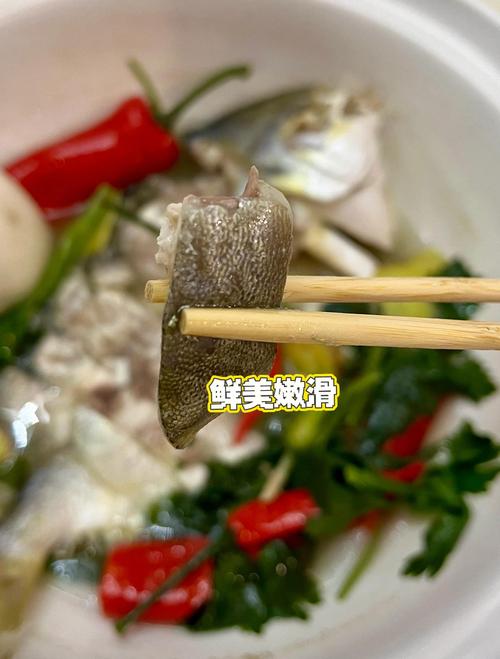 金鲳鱼喂什么饲料好-第3张图片-宁夏农业信息网