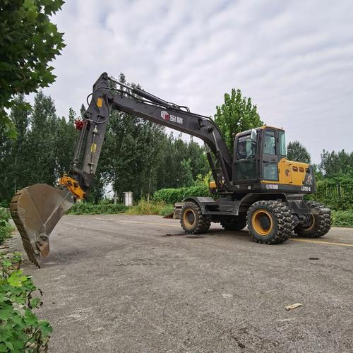 二手农用车改挖掘机,可行吗?-第3张图片-宁夏农业信息网 二手农用车改挖掘机,可行吗?-第3张图片-宁夏农业信息网