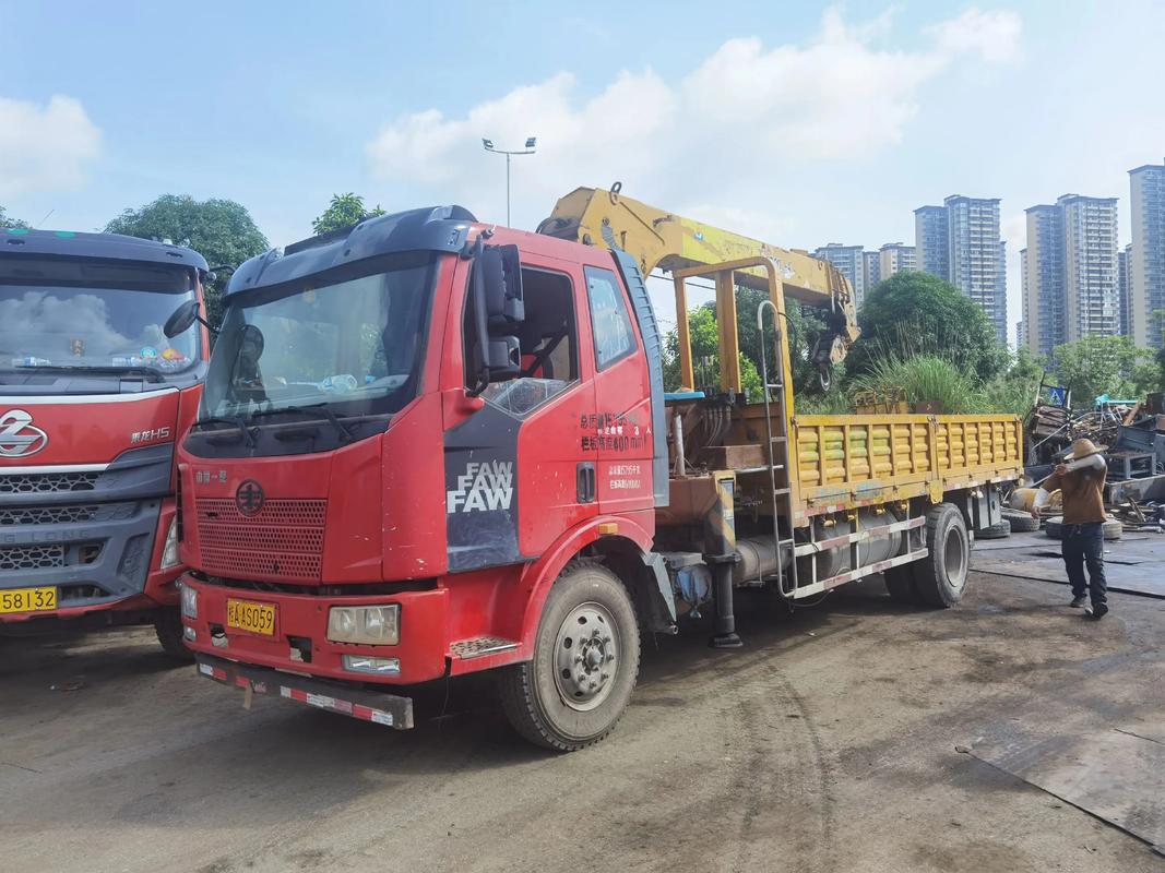 二手农用自卸吊车，价格多少？性能如何？-第2张图片-宁夏农业信息网