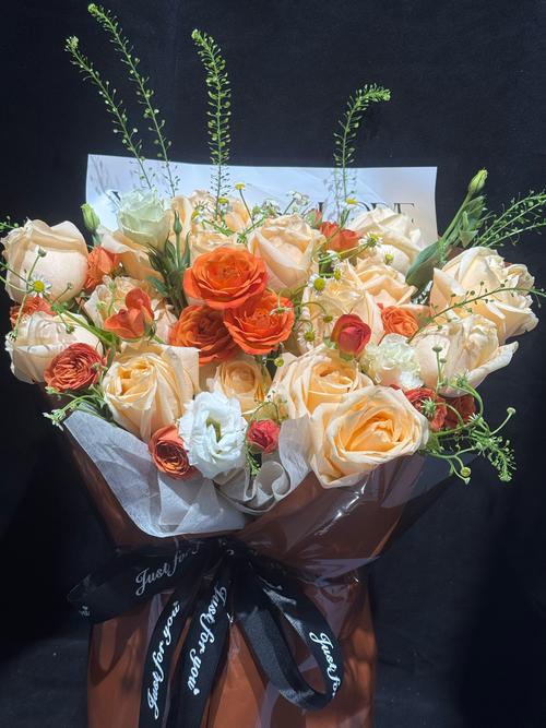 送恋人玫瑰,选什么品种最合适?-第2张图片-宁夏农业信息网 送恋人玫瑰,选什么品种最合适?-第2张图片-宁夏农业信息网