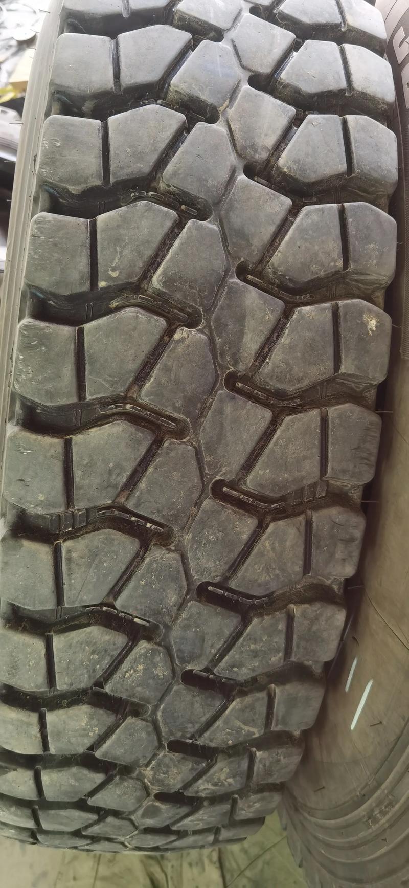 海伦急卖二手农用车胎,为何如此着急?-第2张图片-宁夏农业信息网 海伦急卖二手农用车胎,为何如此着急?-第2张图片-宁夏农业信息网