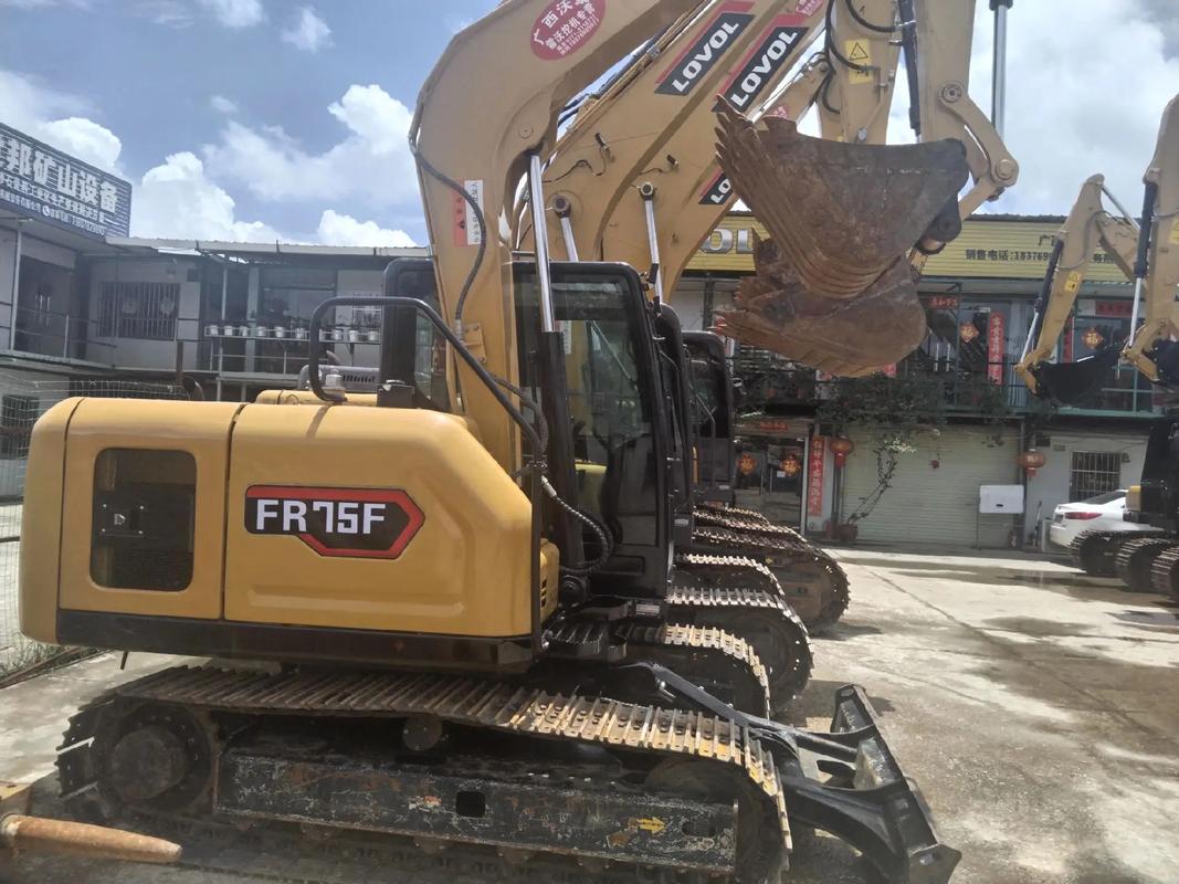 雷沃75农用挖机怎么样-第3张图片-宁夏农业信息网