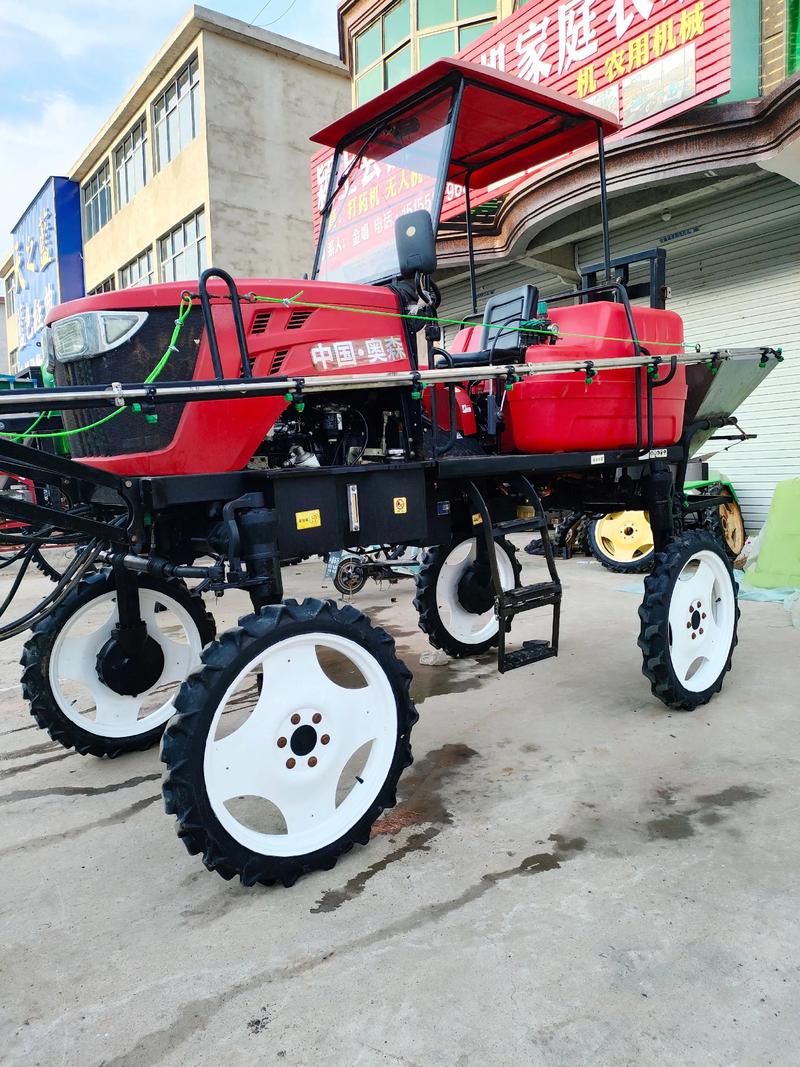 一些新型自走式农用机械-第2张图片-宁夏农业信息网