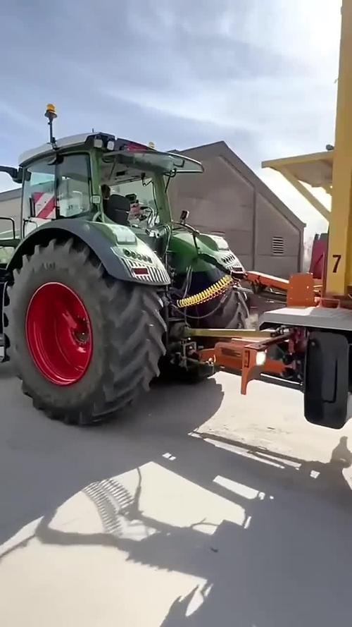 外国大马力农用车有多猛？-第3张图片-宁夏农业信息网