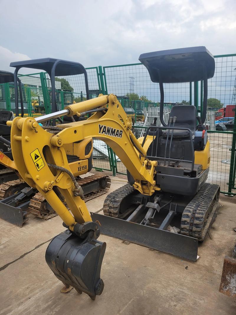 二手小型农用挖土机多少钱？-第1张图片-宁夏农业信息网