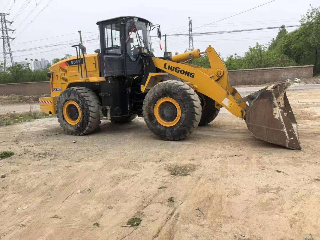 HT12W280农用铲车性能如何？-第2张图片-宁夏农业信息网