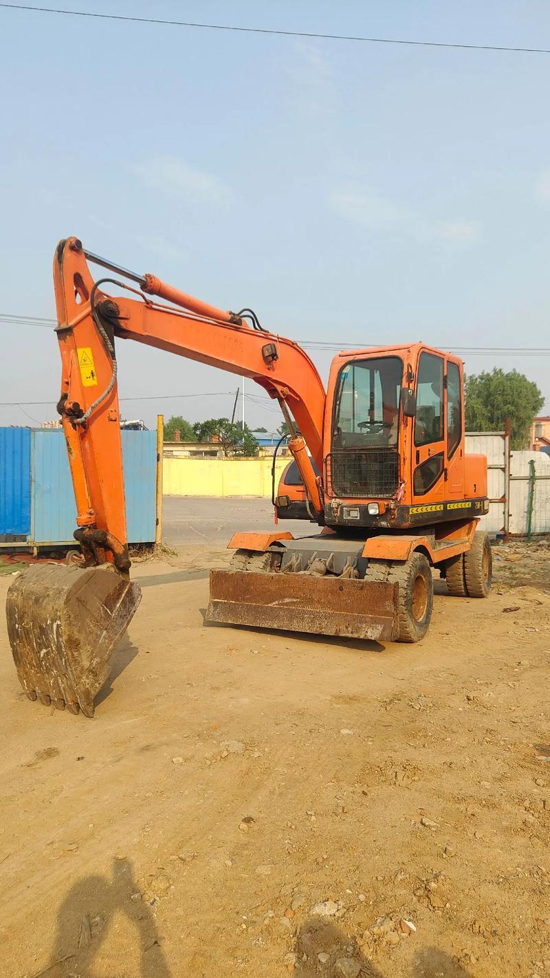 信阳农用挖掘机厂家直销价多少？-第1张图片-宁夏农业信息网