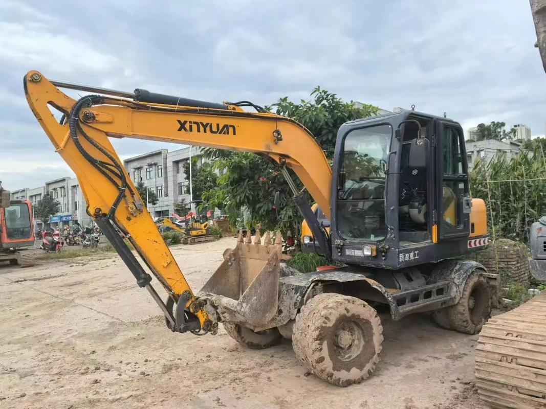 湘潭农用挖掘机厂家直销有何优势？-第1张图片-宁夏农业信息网