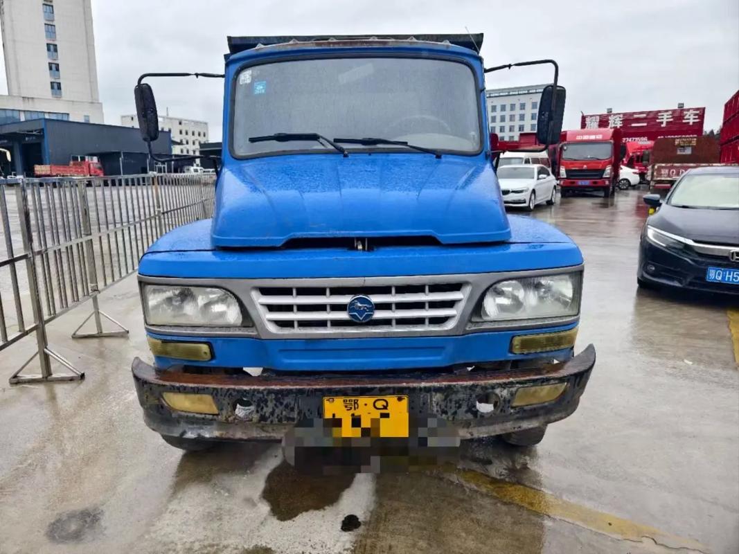 黄牌农用二手六轮车-第2张图片-宁夏农业信息网 黄牌农用二手六轮车-第2张图片-宁夏农业信息网