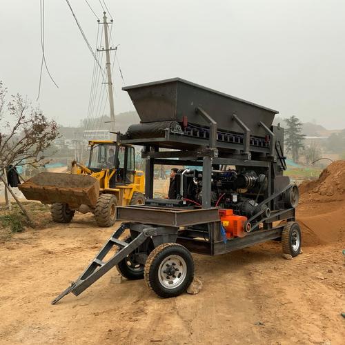 农用车带矿渣粉渣机如何高效运作？-第1张图片-宁夏农业信息网