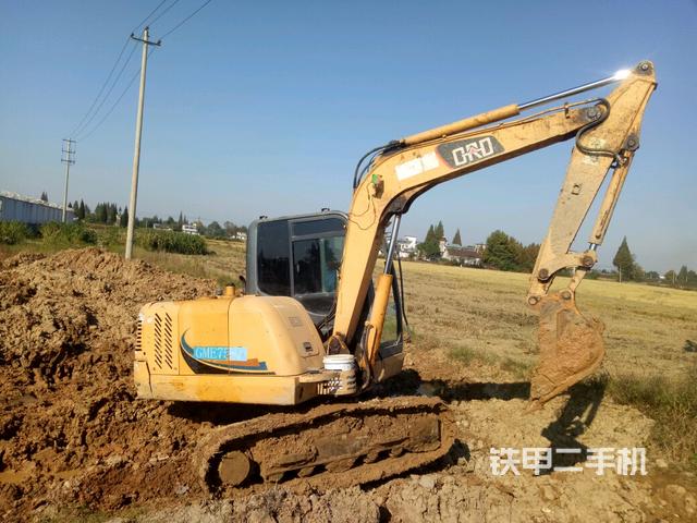 铜陵农用挖掘机厂家直销有何优势？-第3张图片-宁夏农业信息网