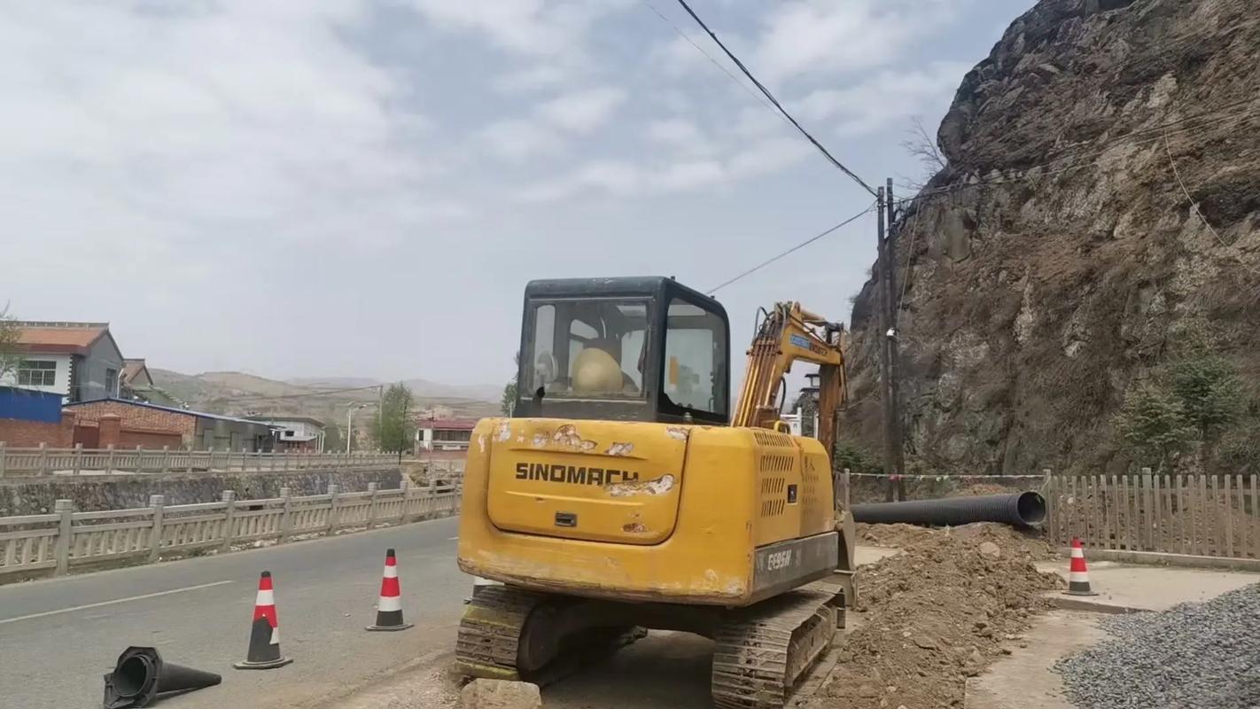 60挖机上农用车视频-第2张图片-宁夏农业信息网