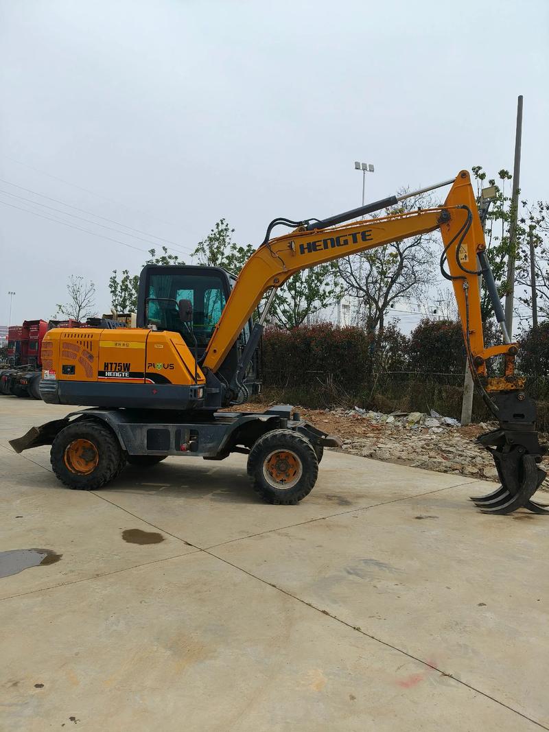 自贡农用挖掘机厂家直销哪家好？-第3张图片-宁夏农业信息网