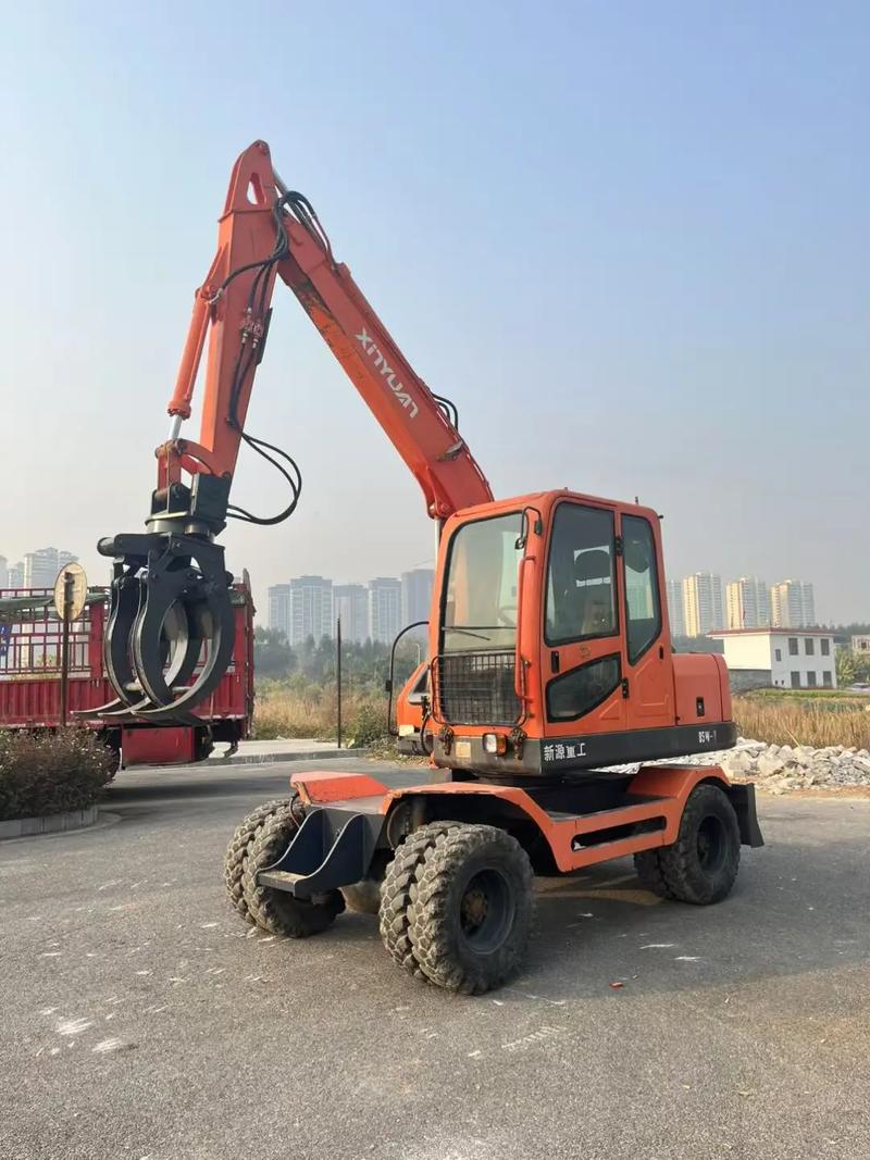 双驱轮式农用挖掘机有何优势？-第2张图片-宁夏农业信息网