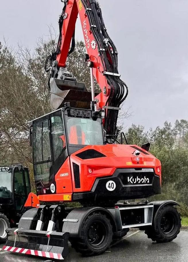 农用挖掘机轮式转向为何晃？-第1张图片-宁夏农业信息网