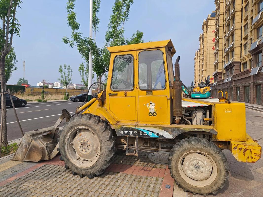 二手农用四轮铲车-第2张图片-宁夏农业信息网