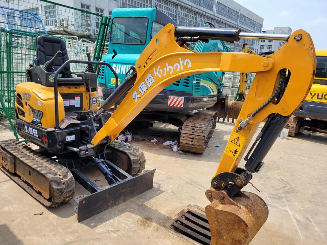 农用拖拉机改装钩机可行吗？安全吗？-第3张图片-宁夏农业信息网