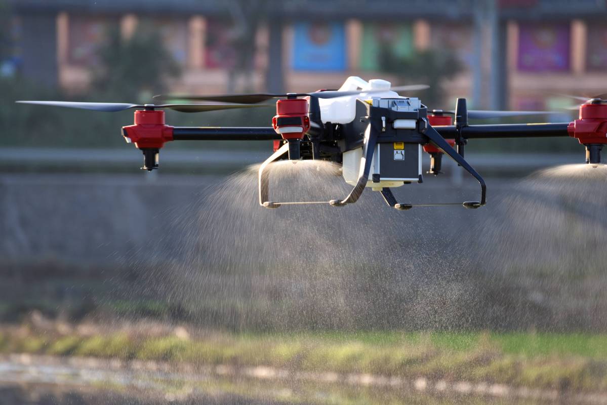植保无人机设计如何兼顾高效与安全？-第1张图片-宁夏农业信息网