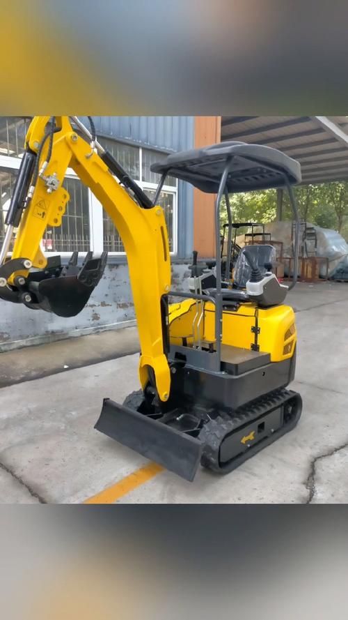 民间柴油小挖机，好用还是难维护？-第1张图片-宁夏农业信息网