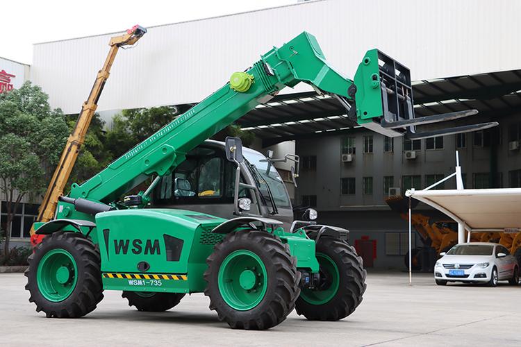 农用伸缩臂装车，高效省力还是操作有风险？-第2张图片-宁夏农业信息网