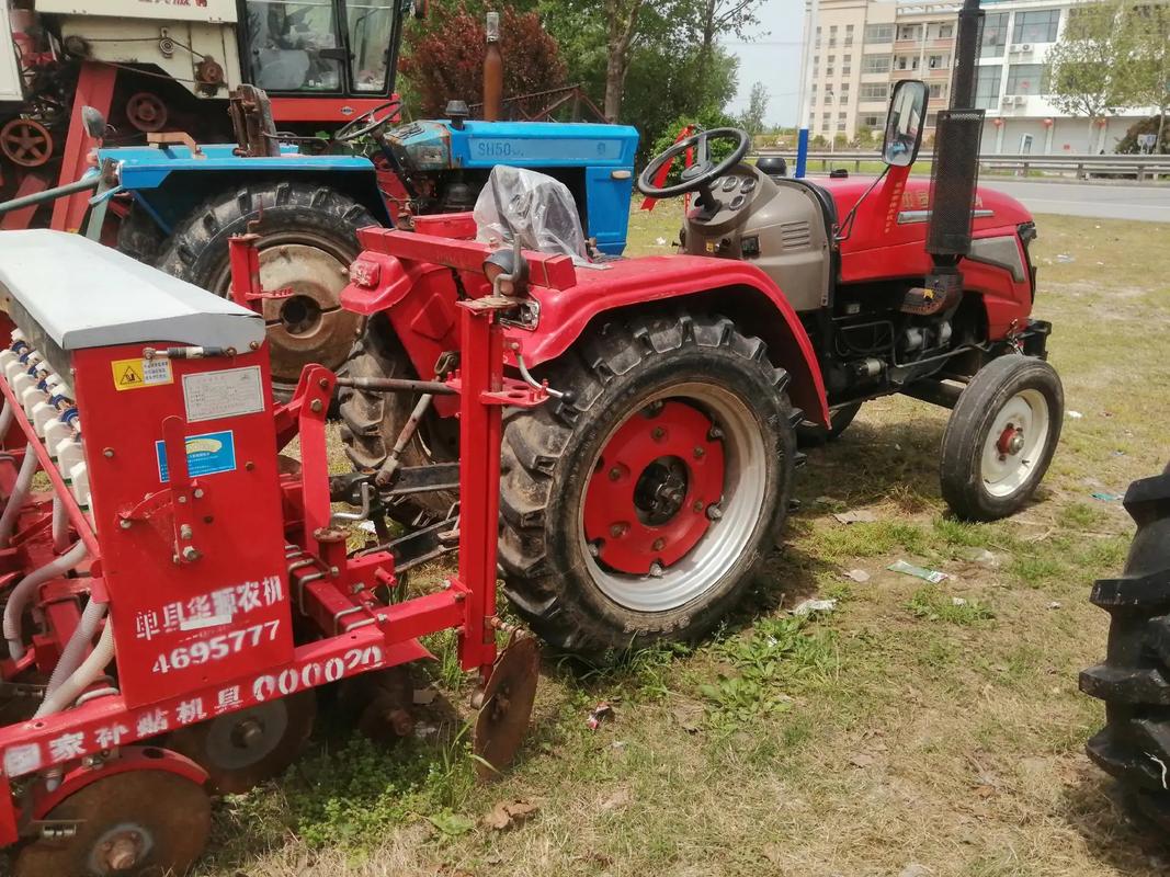 泰山农用拖拉机400有何性能特点？-第1张图片-宁夏农业信息网