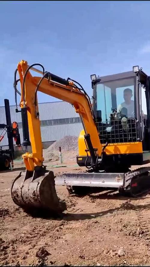 银川小型农用挖掘机选哪款合适？-第1张图片-宁夏农业信息网